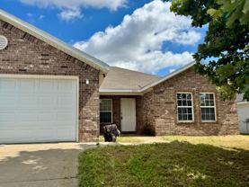 6204 Sw Meadow Well Ave - Photo 1 of 1