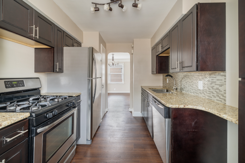 3319 Warren Rd #UP - Photo 3 of 16