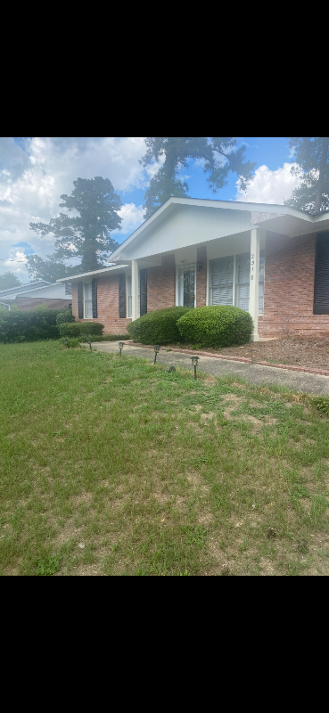 2318 Burnside Dr - Photo 2 of 21