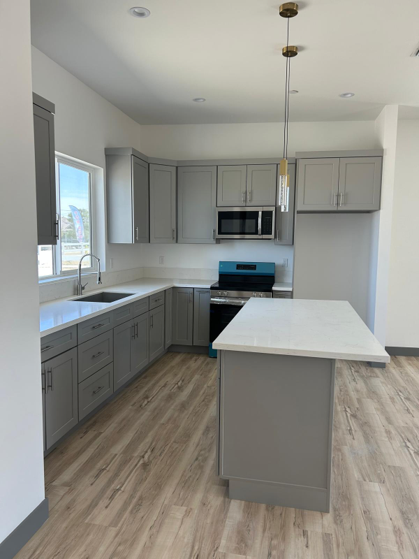 9220 E Avenue T6 - Photo 3 of 10
