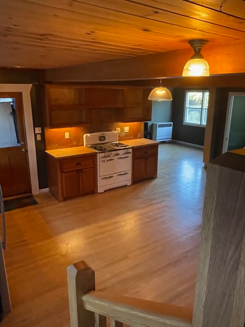 1010 Delaware St #B - Photo 2 of 20