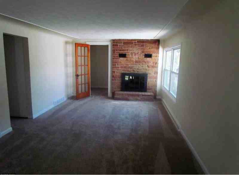 306 4th Ave Ne - Photo 4 of 13