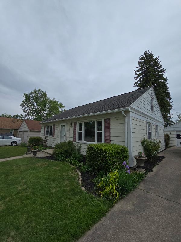 1615 Lenore Ave - Photo 3 of 15