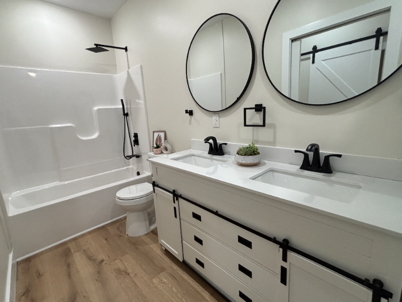 321 E Main St - Photo 5 of 13