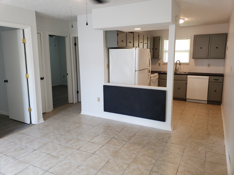 280 W Main St #1 - Photo 2 of 10