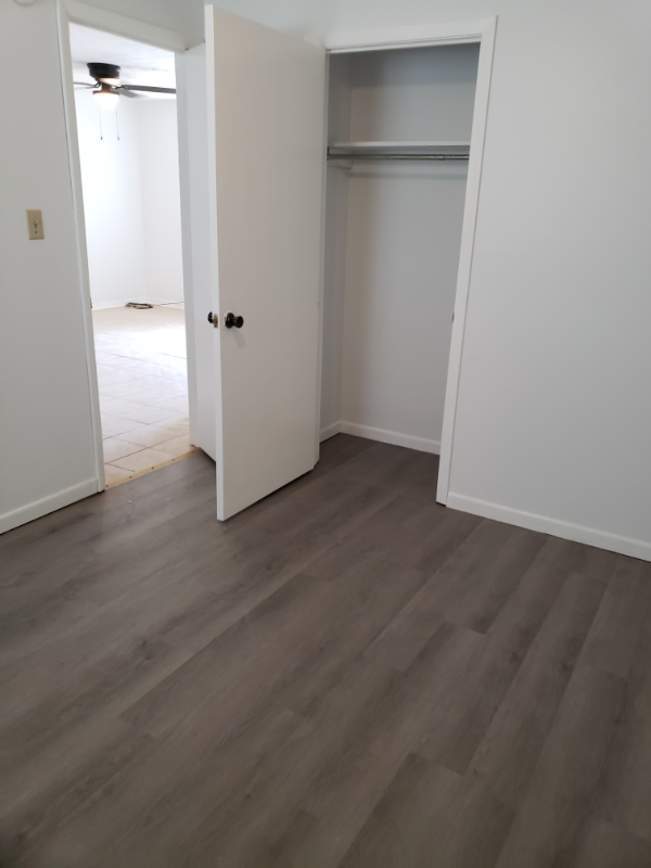 280 W Main St #1 - Photo 4 of 10