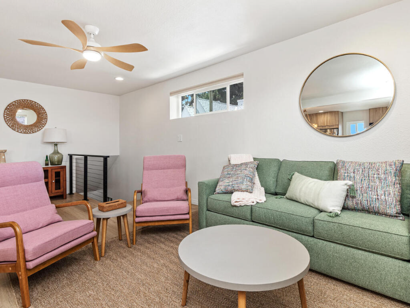 425 South Nevada Street #B - Photo 3 of 18