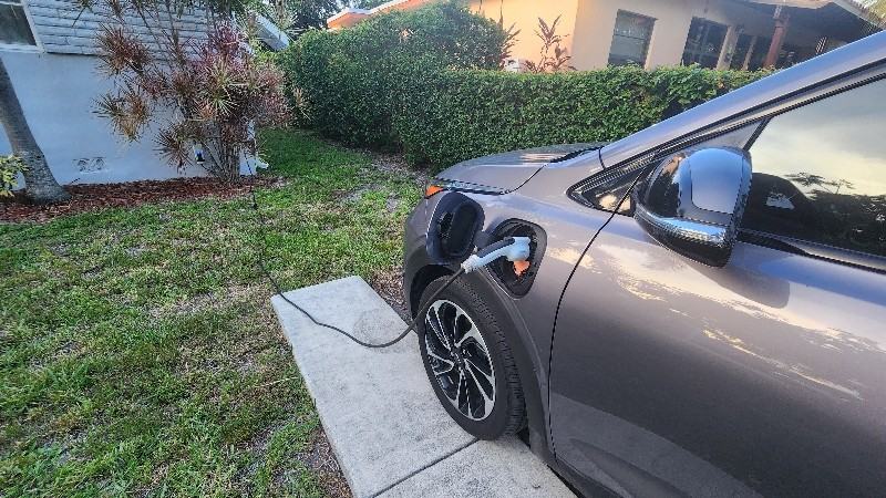 831 Plover Ave - Photo 6 of 20