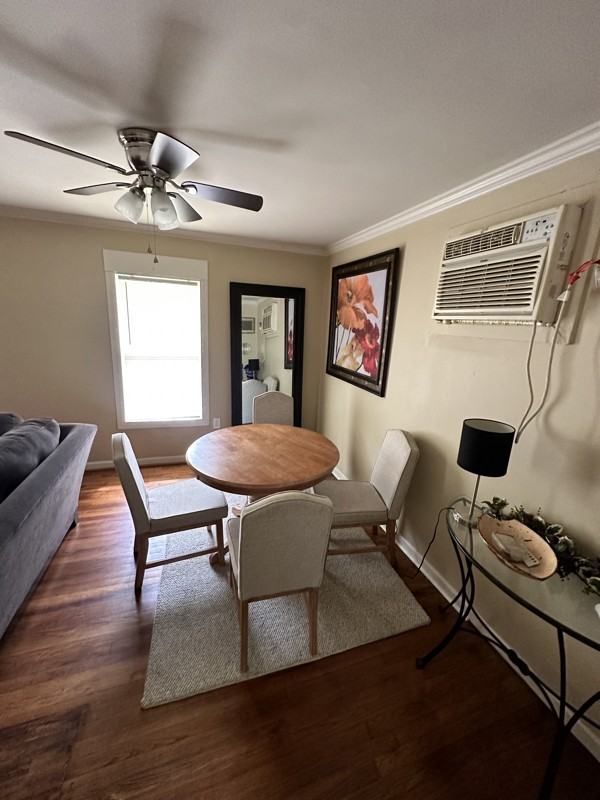 270 Wildwood Ct - Photo 3 of 12