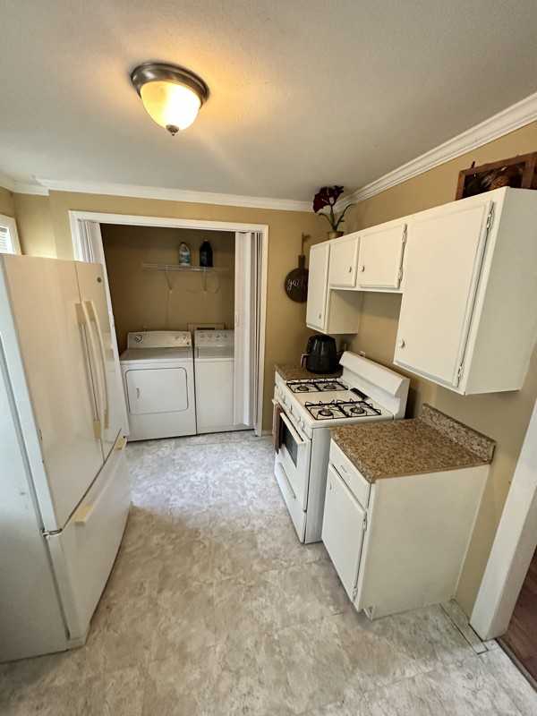 270 Wildwood Ct - Photo 5 of 12