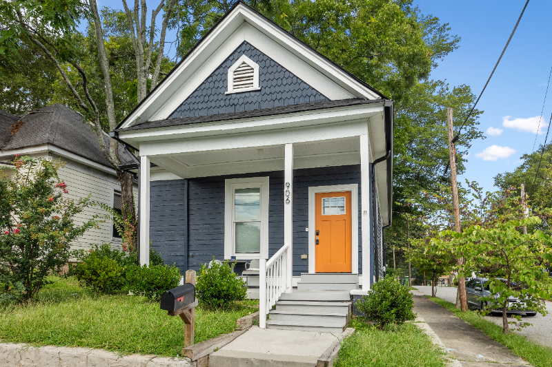 906 Allene Ave Sw - Photo 2 of 20