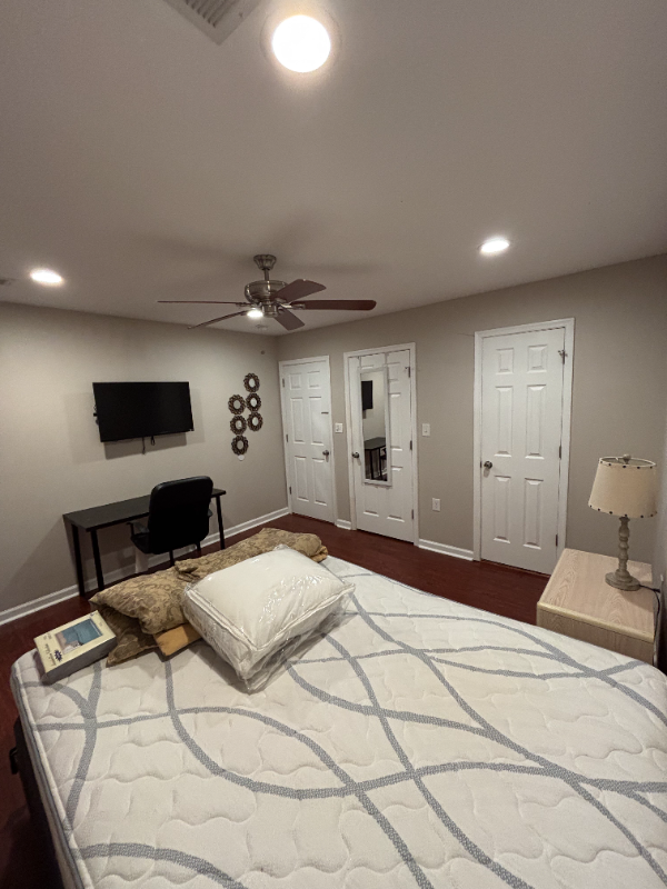 6105 Floral Park Rd - Photo 2 of 7