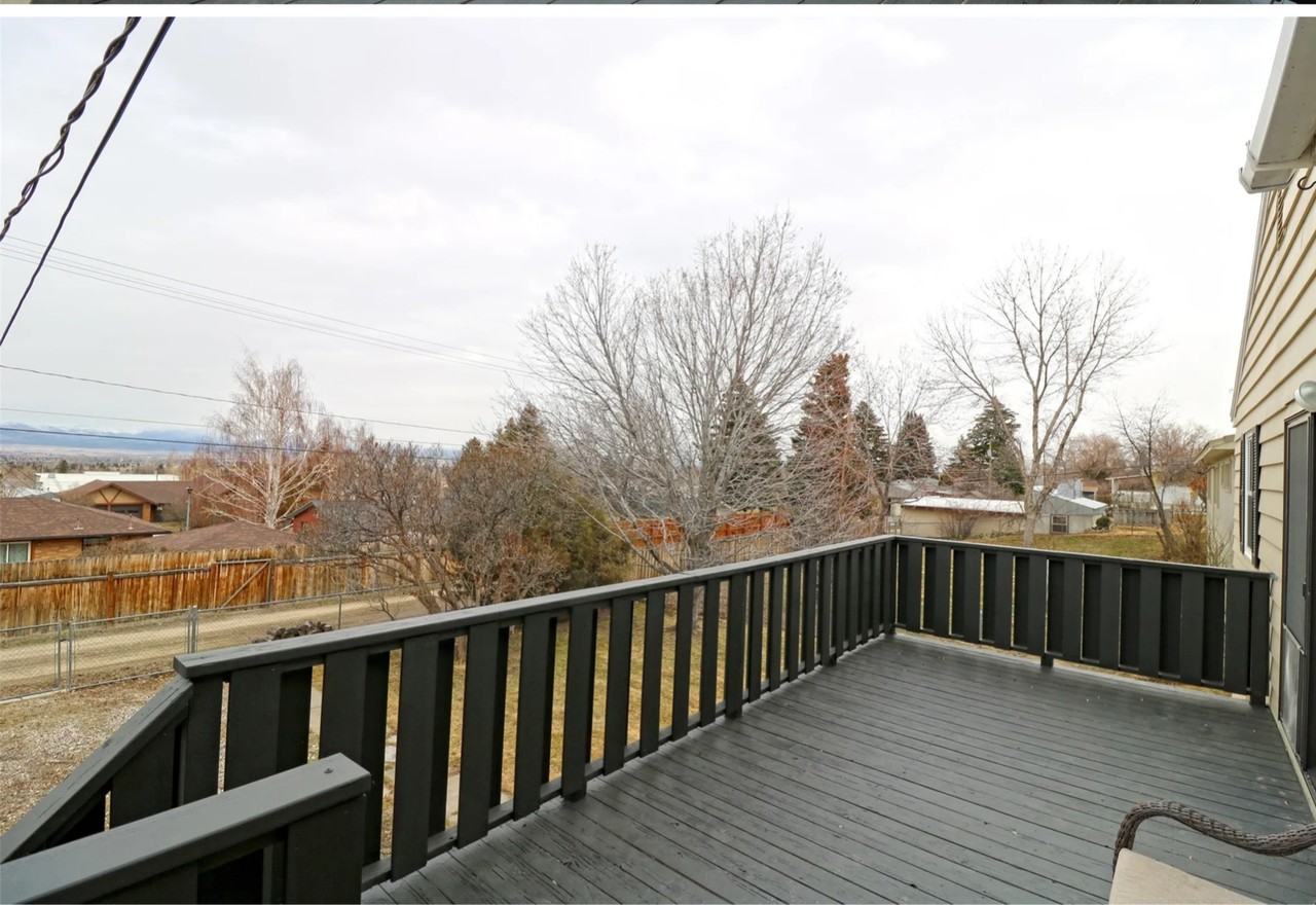 1114 Knight St Unit A #NA - Photo 5 of 17