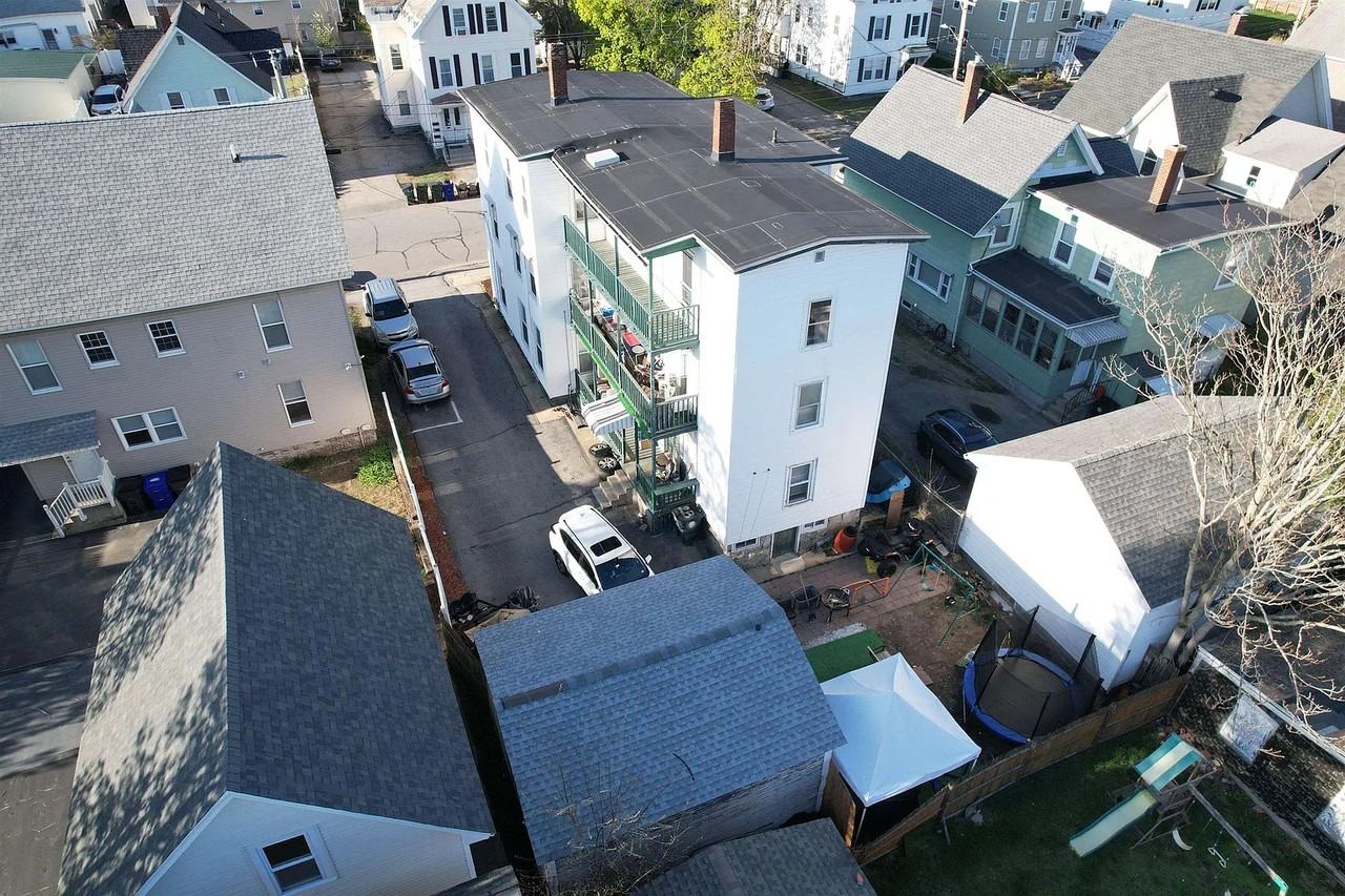 413 Merrimack St #3 - Photo 3 of 11