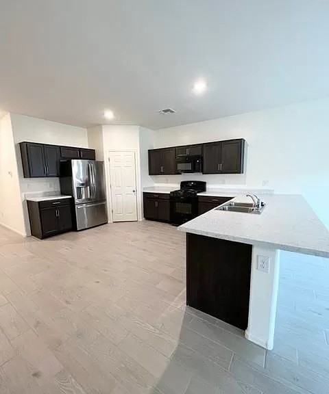 7409 N 127th Dr #NA - Photo 3 of 25