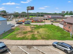 166 Sinsinawa Ave - Photo 1 of 1
