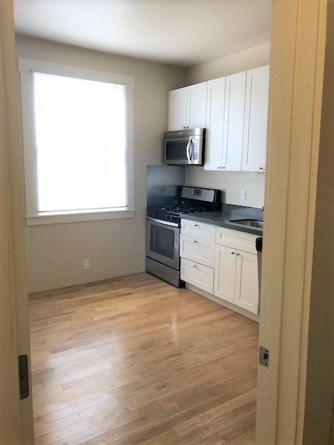 230 11th Street #5 - Photo 2 of 9