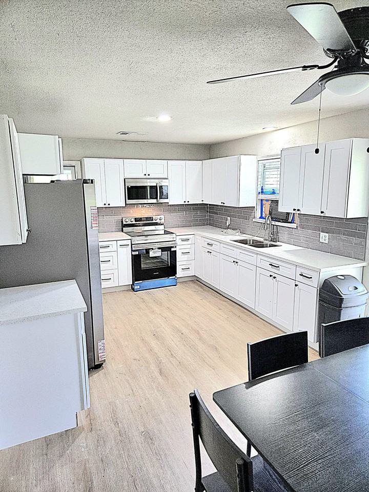 East Mountain Street - Photo 3 of 10