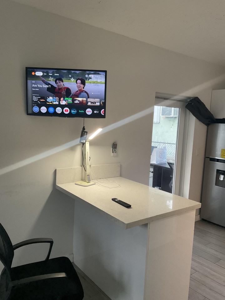 Nw 47th Ter - Photo 2 of 9