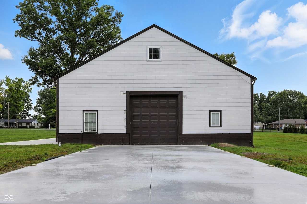 311 Jordan Rd - Photo 3 of 26