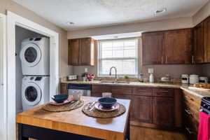 featured image of 5265 Suson Hills Dr