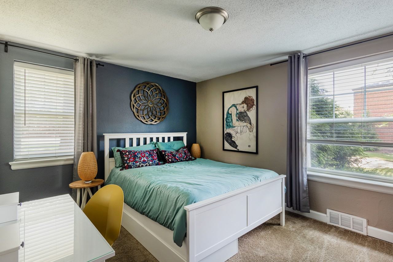 Suson Pines - Photo 3 of 84