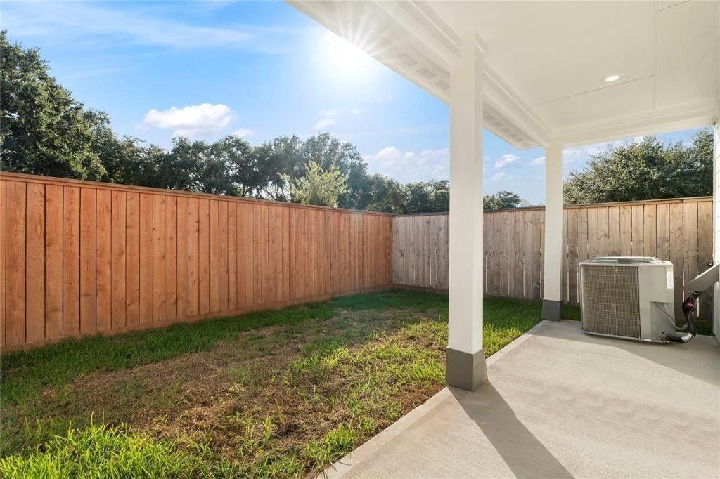 17115 White Acer Way - Photo 3 of 3