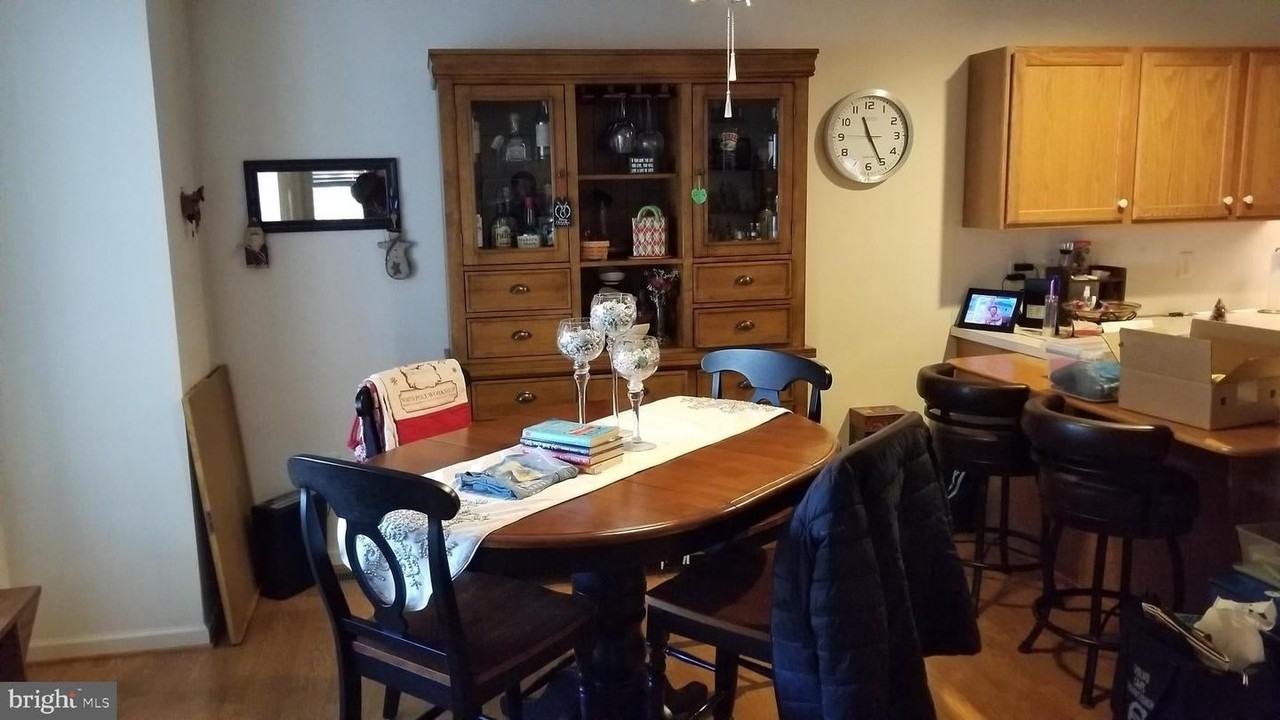 2748 Meadow Dr - Photo 3 of 12