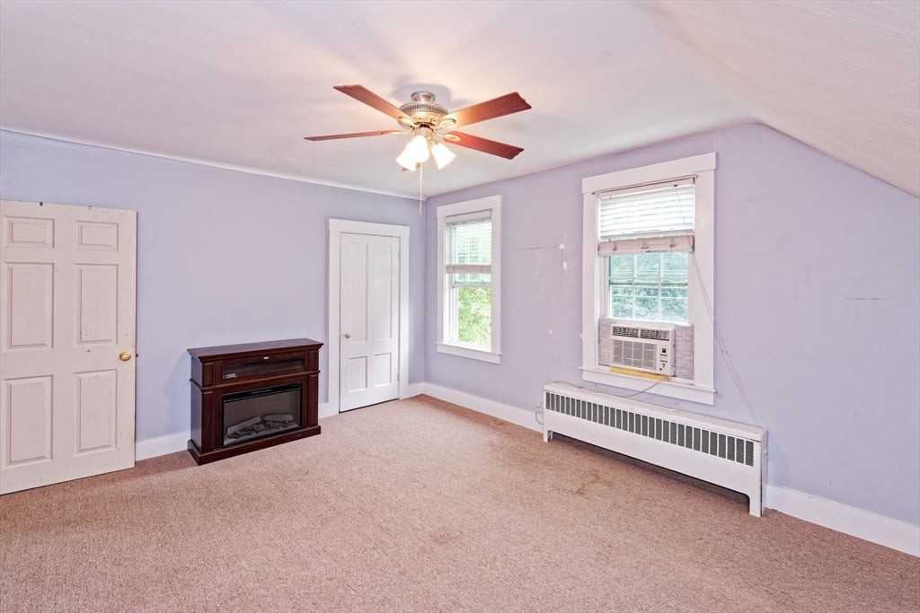 336 Bishop St - Photo 2 of 18