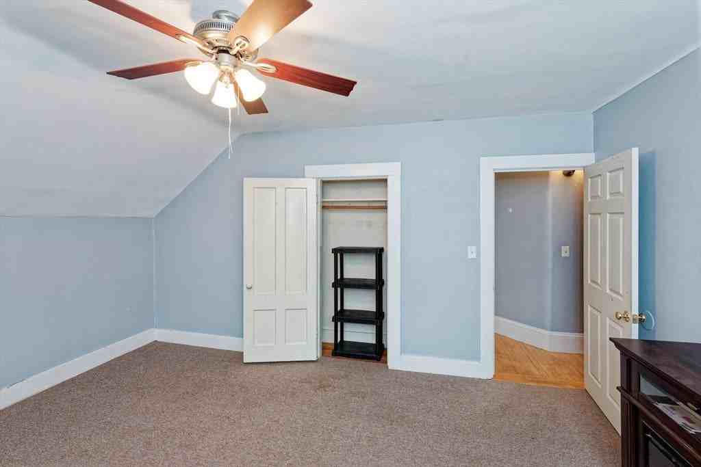 336 Bishop St - Photo 4 of 18