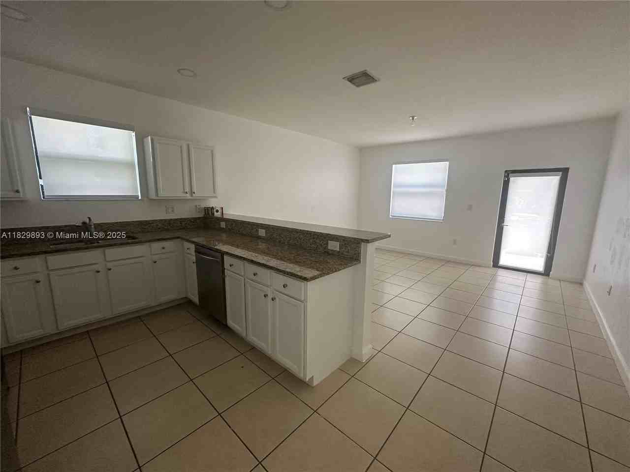 15170 Sw 119th Way - Photo 3 of 14