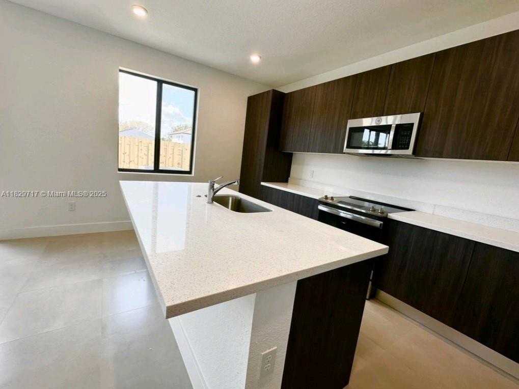 15728 Sw 136th Way - Photo 5 of 15