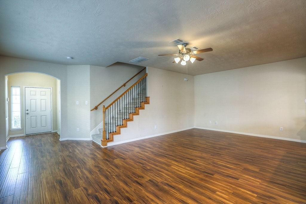 2742 Windy Thicket Ln - Photo 4 of 25