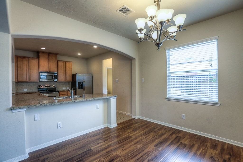 2742 Windy Thicket Ln - Photo 6 of 25