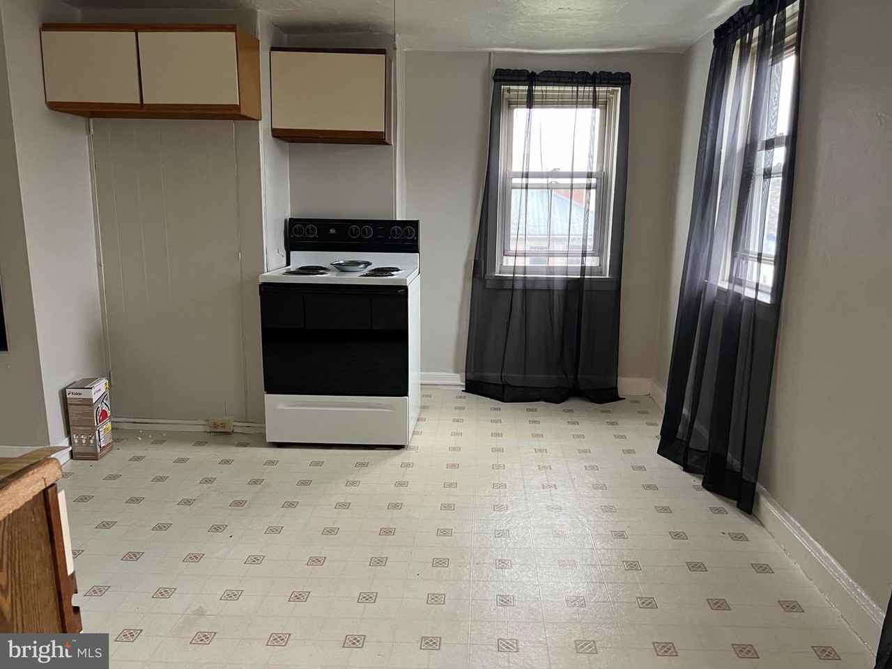 228 Chambersburg St - Photo 2 of 10