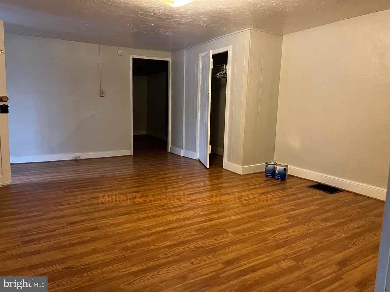 228 Chambersburg St - Photo 4 of 10