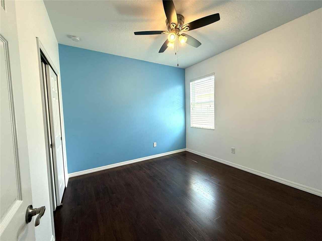 10820 79th St E - Photo 7 of 50