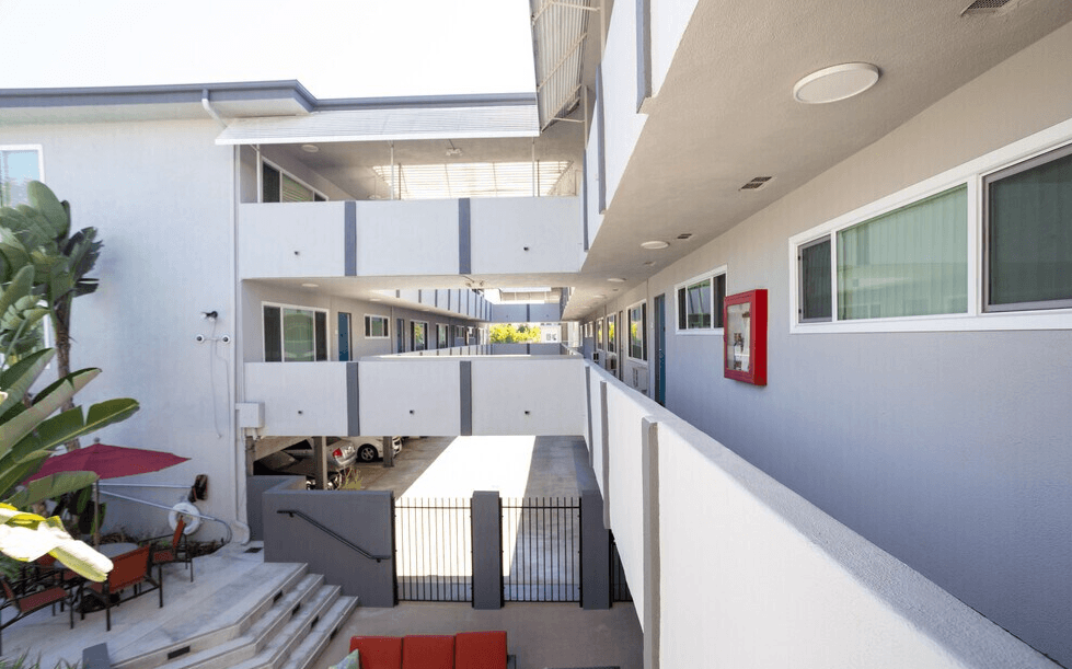 South Olive Apartments - Photo 2 of 22