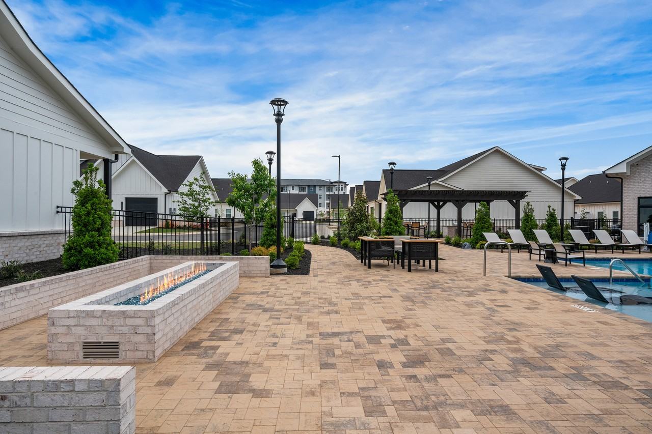 Villas at Capital Twenty - Photo 6 of 50