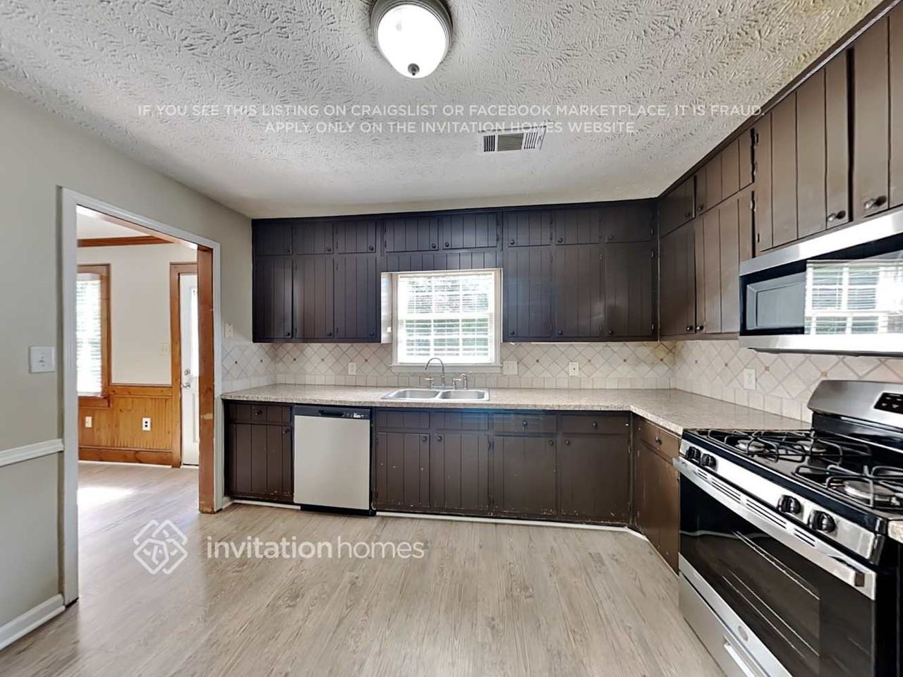 1759 Killian Hill Rd Sw - Photo 7 of 21