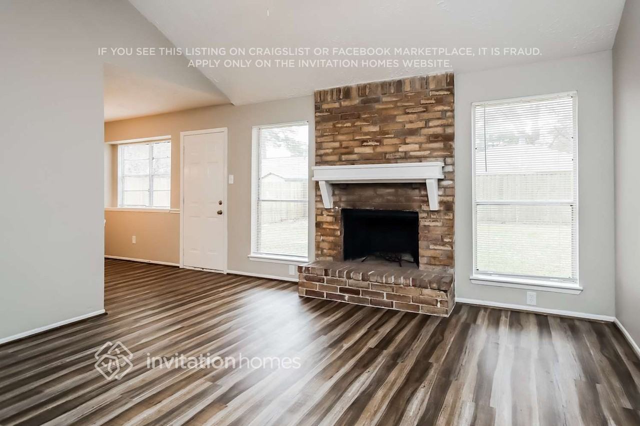 4514 Tylergate Dr - Photo 3 of 16