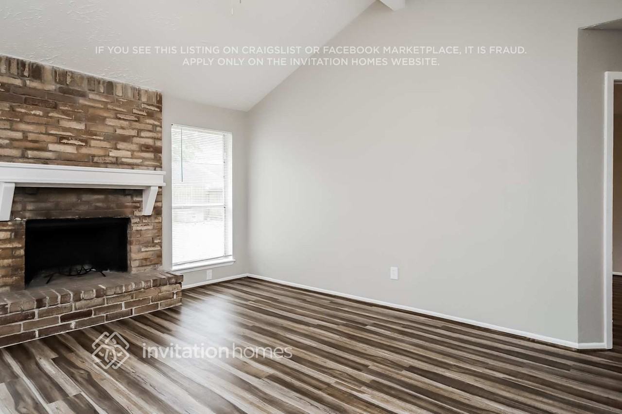 4514 Tylergate Dr - Photo 2 of 16