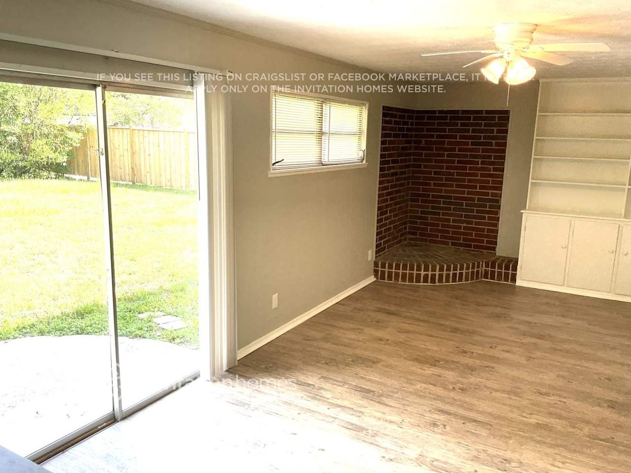 4633 Waverly Ln - Photo 4 of 17