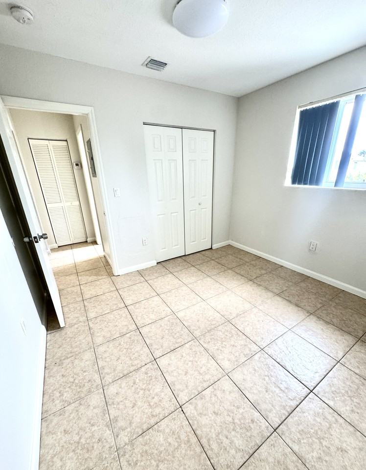 22240 Southwest 115th Court #2 - Photo 6 of 7