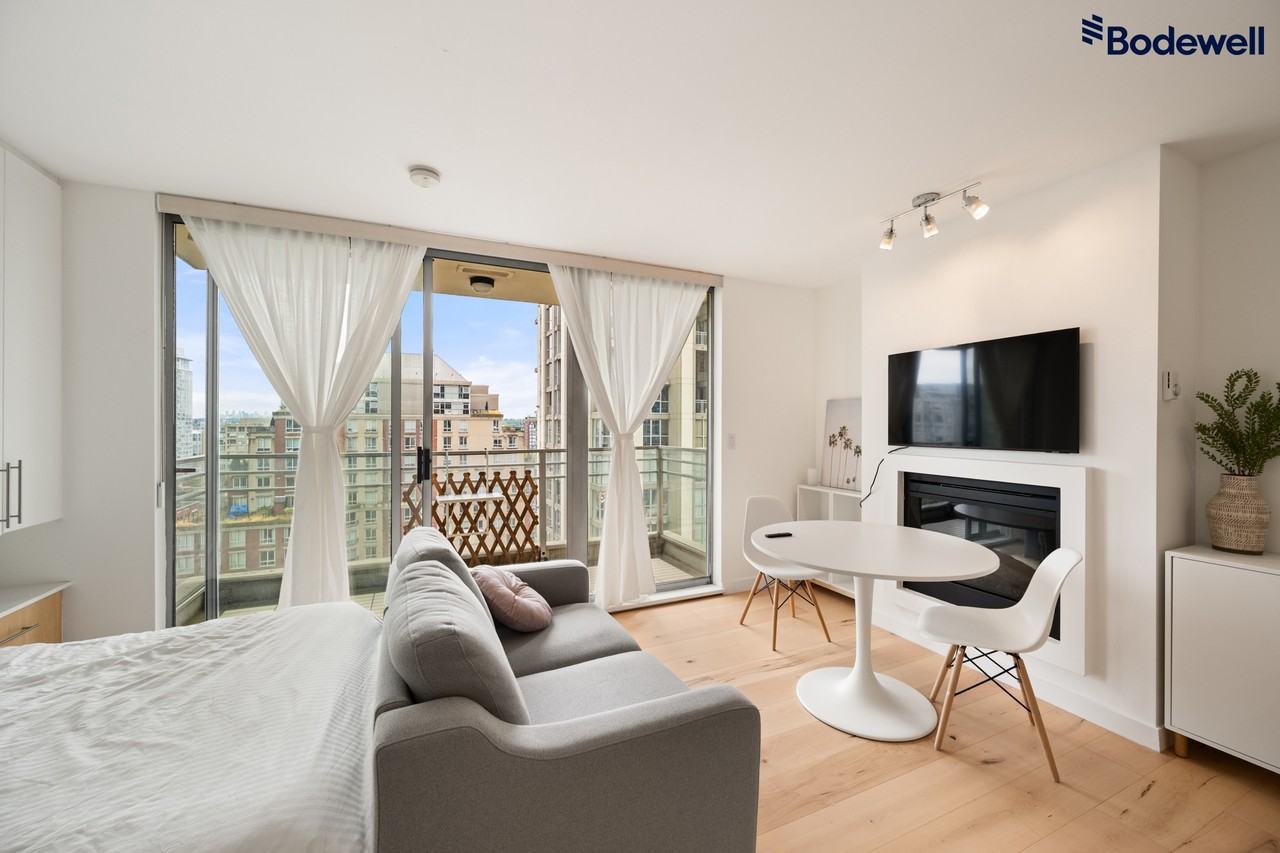 Eden - Photo 2 of 16