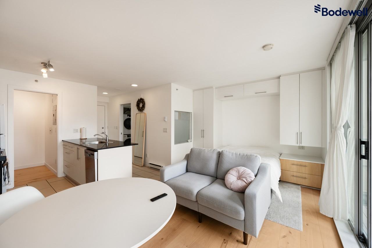 Eden - Photo 3 of 16