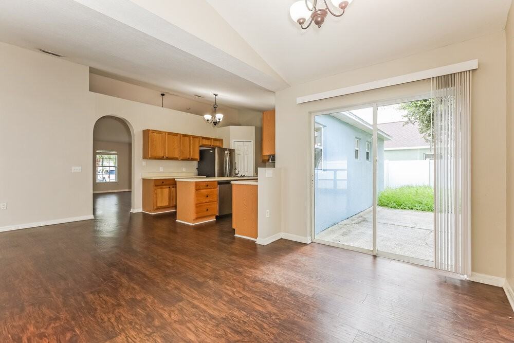 436 Fish Hawk Dr - Photo 5 of 16