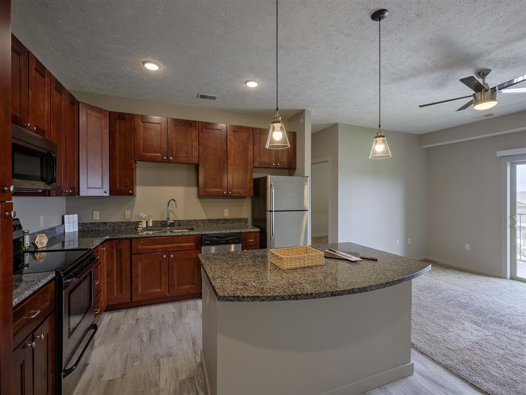 Avenue 204 - Photo 5 of 50