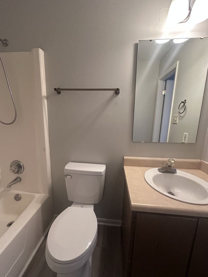 642 Mosswood Lane - Photo 5 of 12