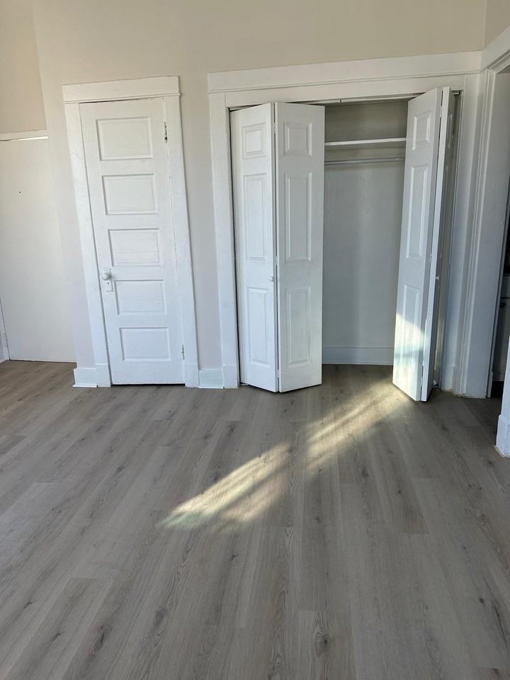 4000 Prytania - Photo 4 of 18